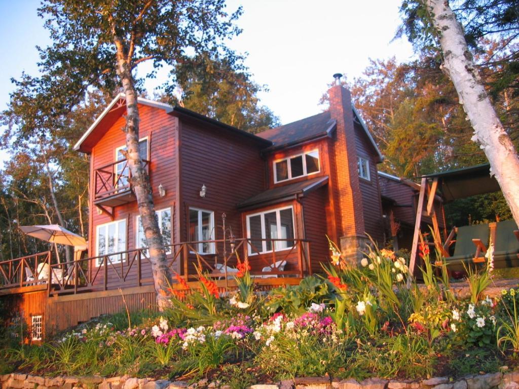 Auberge Des Eaux Vives Ла-Мальбе Екстер'єр фото